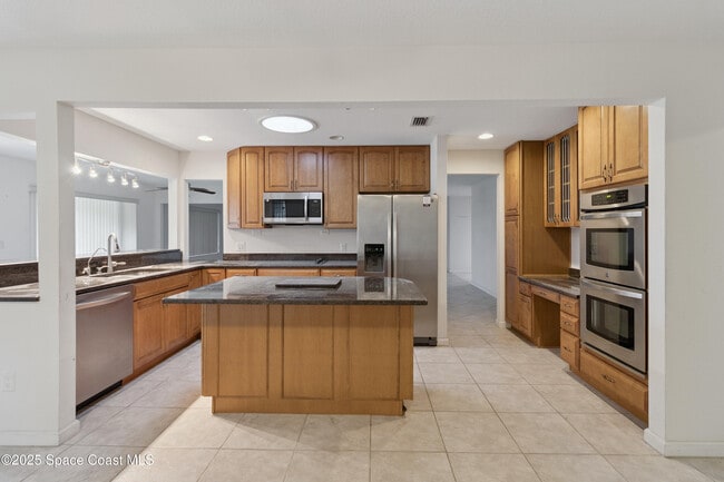 Building Photo - 1326 Cherry Hills Rd NE