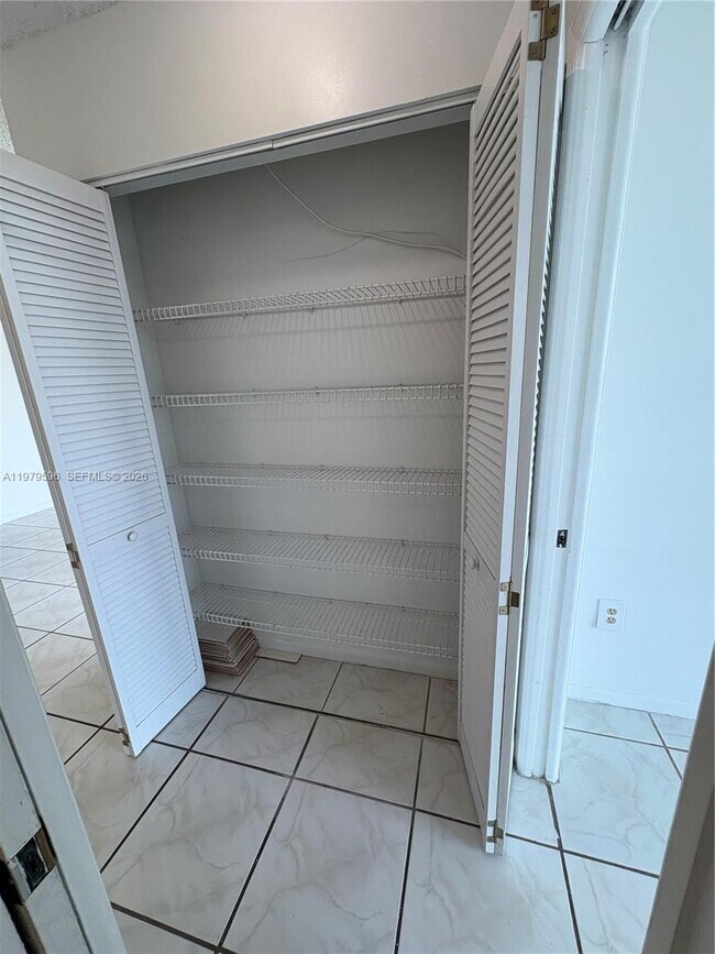 Building Photo - 11800 SW 18th St