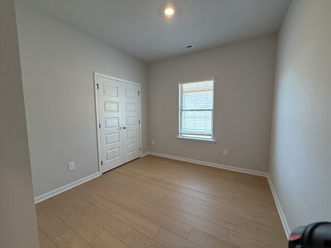 Building Photo - "NEWLY BUILT- Spacious 4-Bedroom Haven with Granite Elegance and Cozy Fireplace in Harvest"