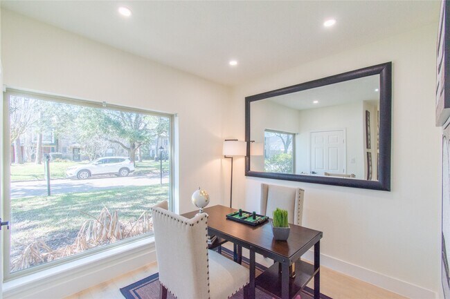 Building Photo - 727 Bunker Hill Rd