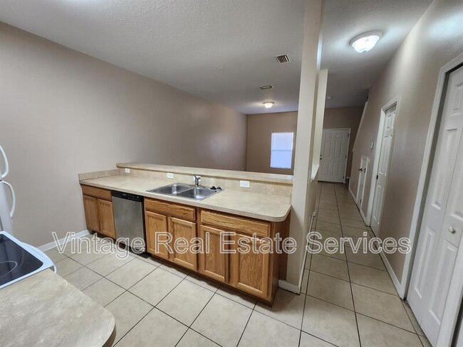 Building Photo - 12015 Peach Grv Ct