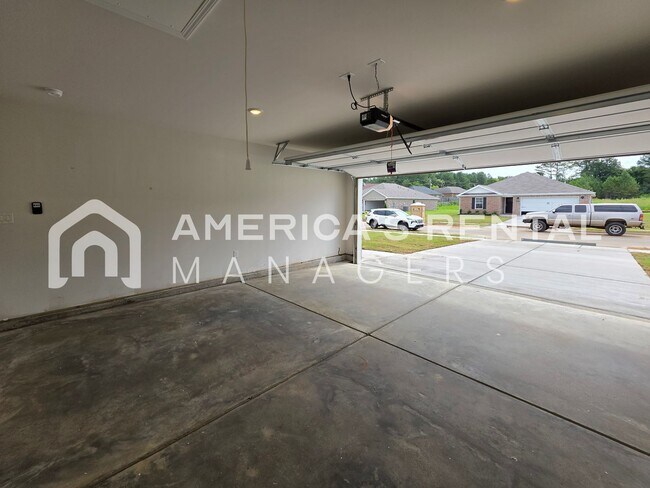 Building Photo - 108 Jonboy Ave