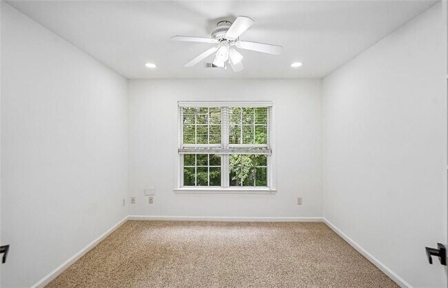 Building Photo - 5157 Wellisford Ct NW