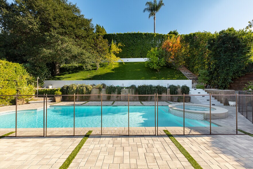 Building Photo - 3156 Dona Emilia Dr