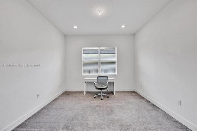 Building Photo - 9706 Celtic Sea Ln
