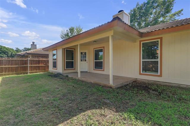 Building Photo - 7409 Meadow Creek Dr