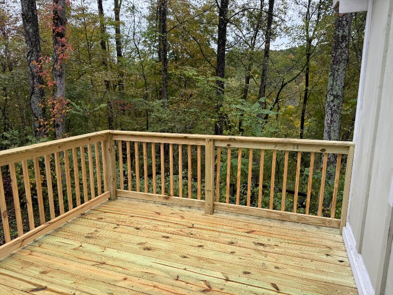 Building Photo - 3504 Fly Rd