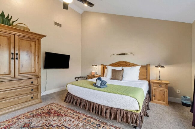 Building Photo - 627 Elmersville Rd