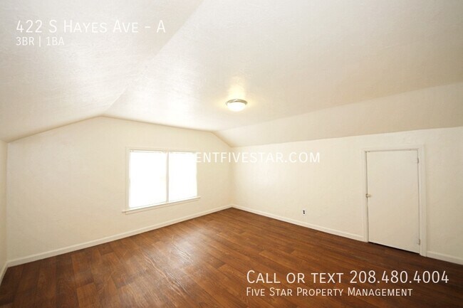 Building Photo - 422 S Hayes Ave