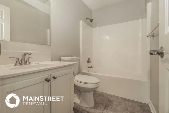 Building Photo - 633 Southern Trace Dr