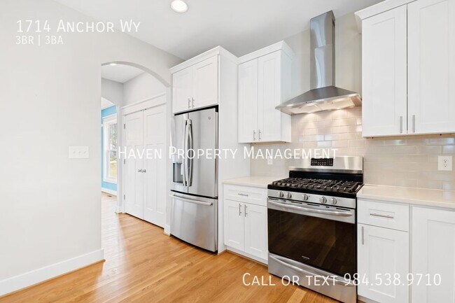 Building Photo - 1714 Anchor Wy