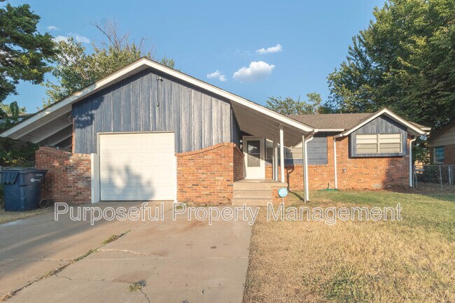 Building Photo - 10304 N University Ave