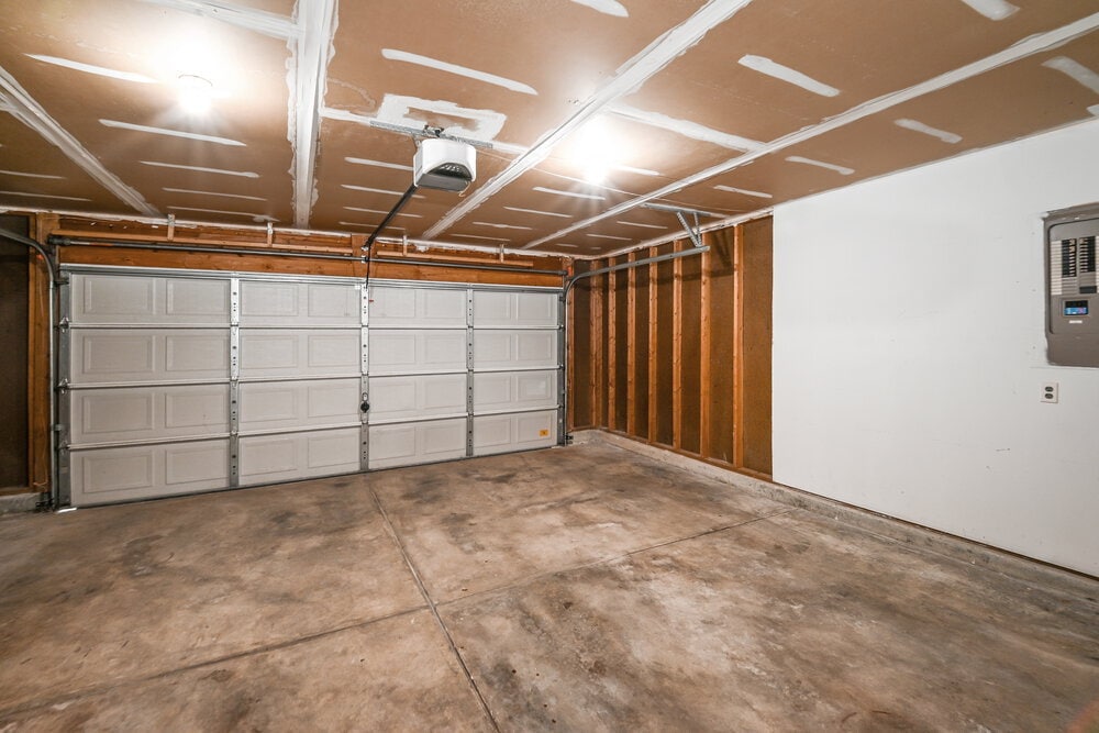 Building Photo - 5880 Mahogany Pl SW