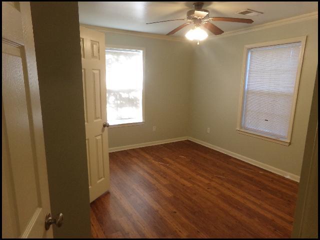Building Photo - 1601 Garland Ave