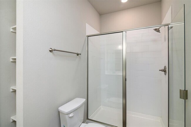 Building Photo - 641 Fallow Dr