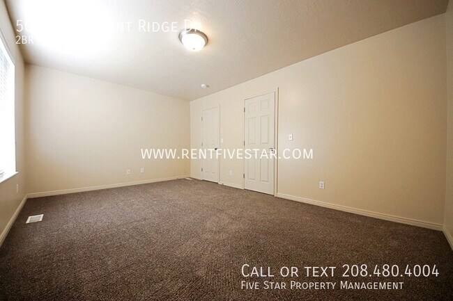 Building Photo - 501 Pheasant Ridge Dr