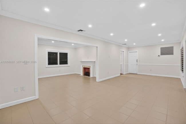 Building Photo - 1435 Blue Rd