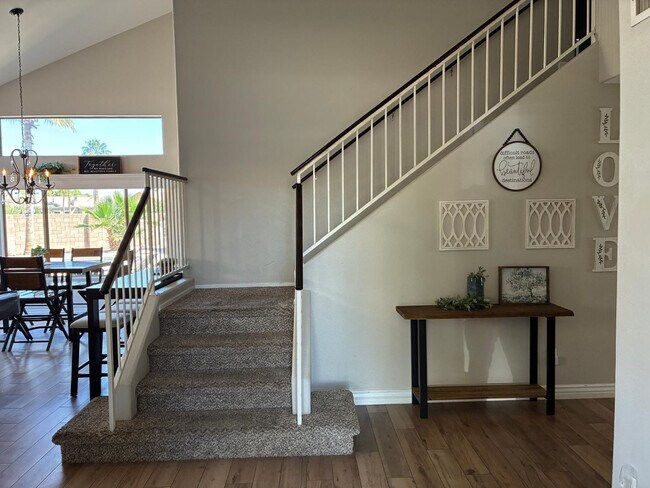 Building Photo - 13717 N 80th Ave