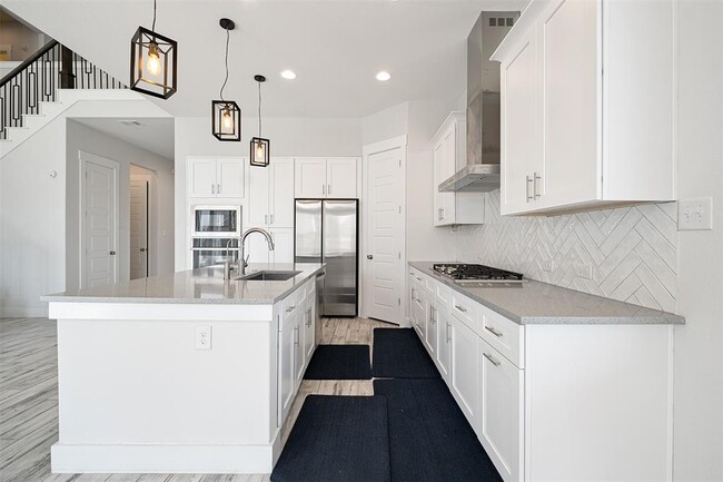 Building Photo - 259 Silver Pass