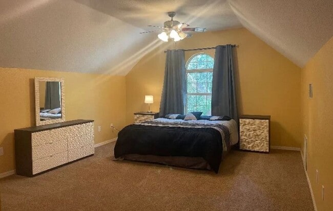 Building Photo - Welcome to this private retreat offering the perfect blend of luxury space and outdoor living.