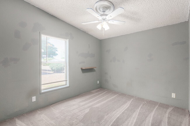 Building Photo - 5371 S Brush Berry Dr