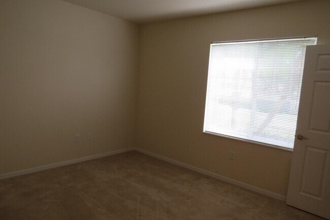 Building Photo - 6418 Emerald Dunes Dr