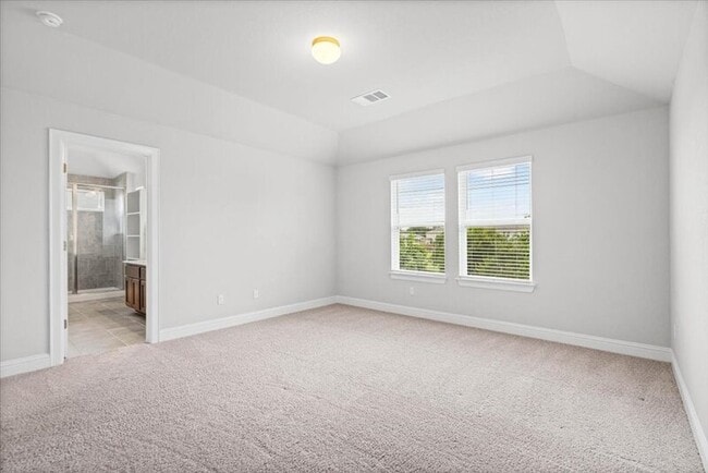 Building Photo - 136 Free Stone Dr