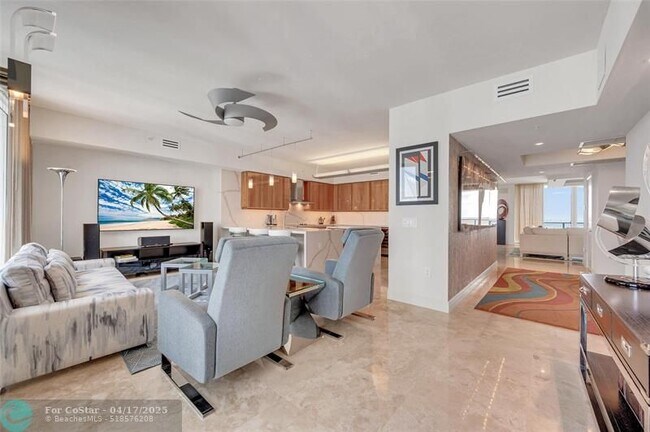 Building Photo - 333 Las Olas Way
