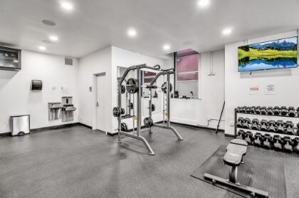 Building Photo - 47 Franklin St