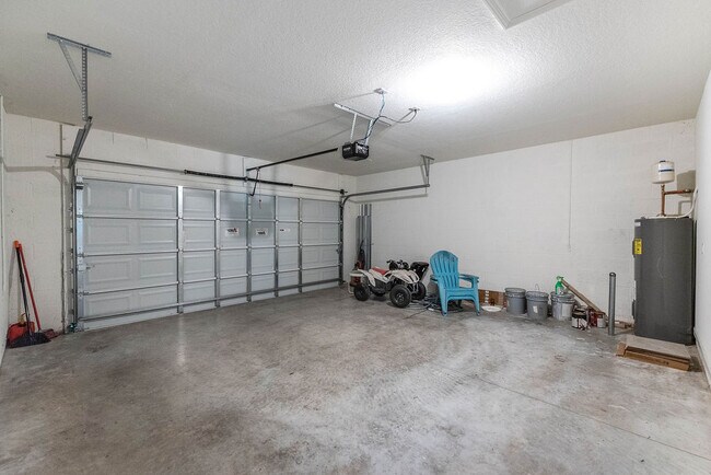 Building Photo - 3202 SW Martin St