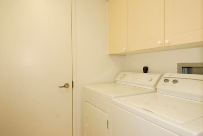 Building Photo - 3200 N Ocean Blvd