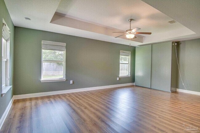Building Photo - 3012 N 33rd Ave