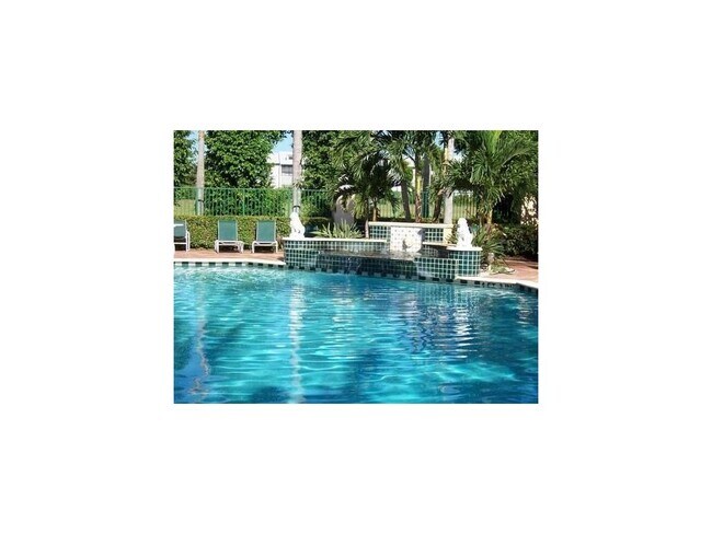 Building Photo - 1733 Village Blvd