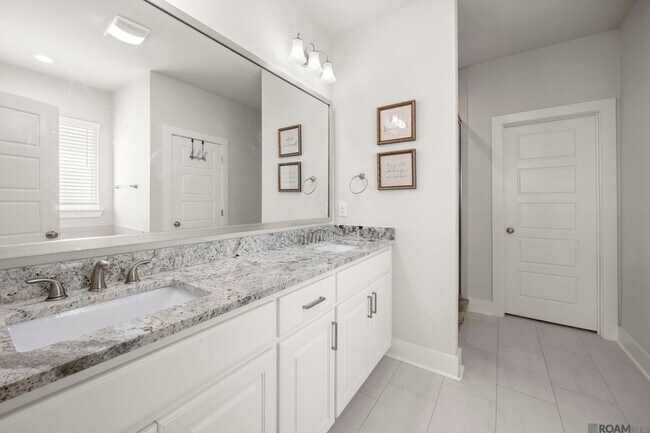 Building Photo - 3143 Canewood Ln