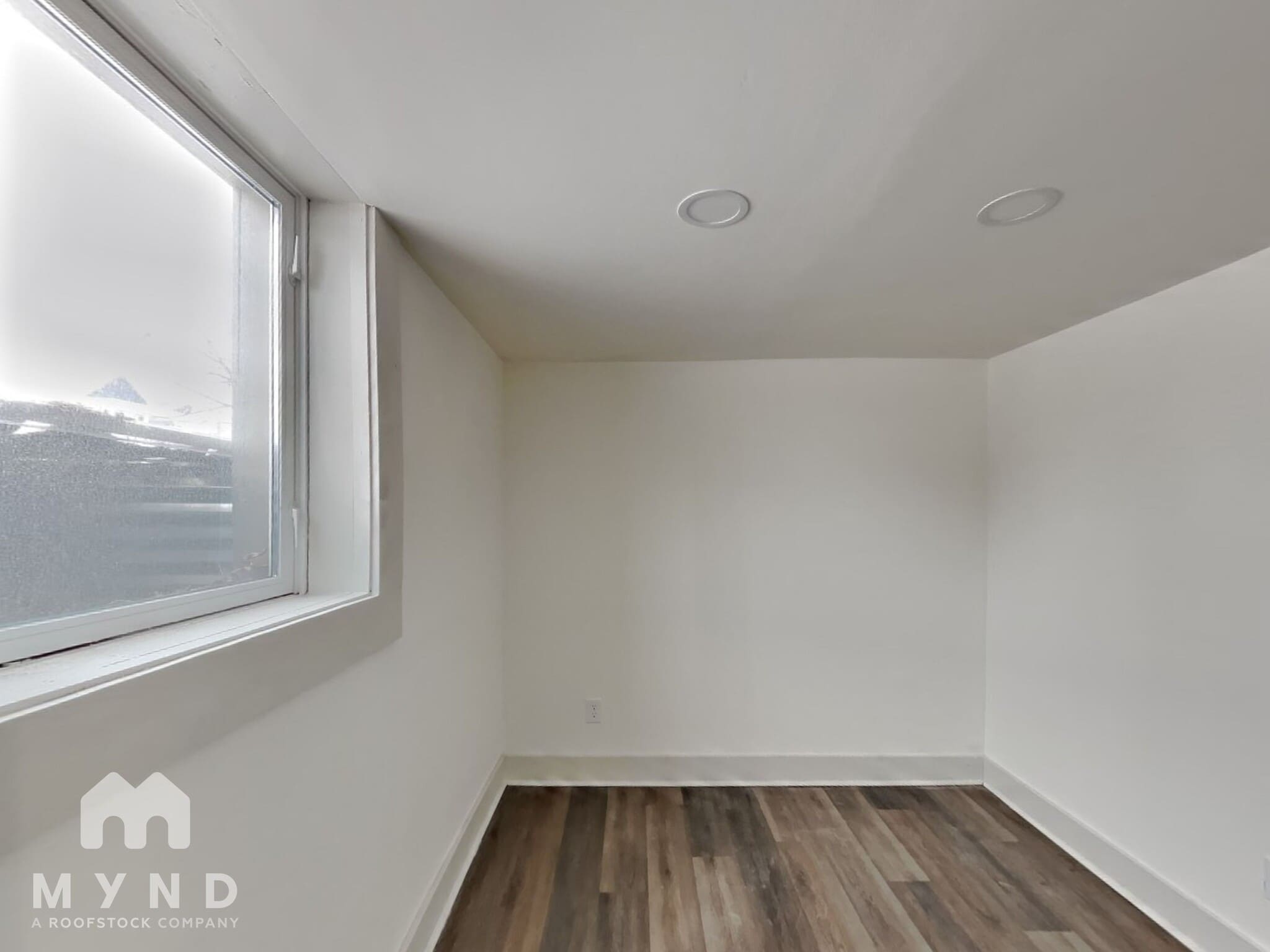 Building Photo - 1724 Woodlawn Ave