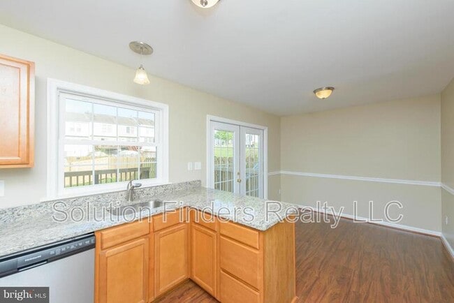 Building Photo - 257 Maple Wreath Ct