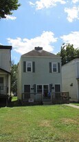 Building Photo - 214 W Collins Ct