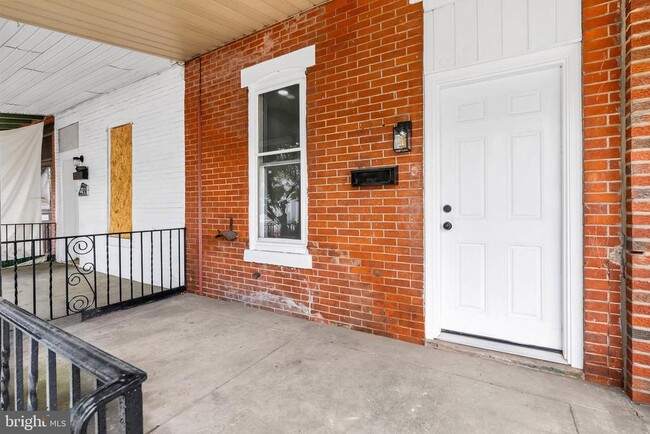 Building Photo - 4920 Knorr St