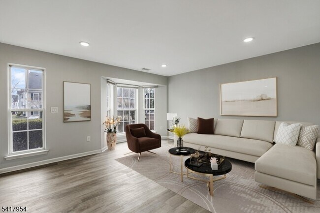 Building Photo - 3505 French Dr