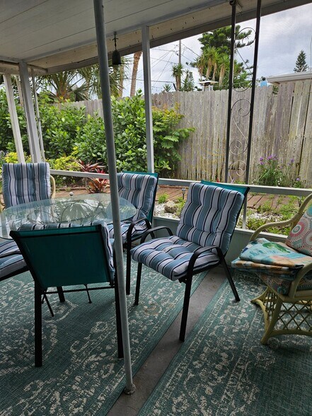 Building Photo - 56 Margaret Rd