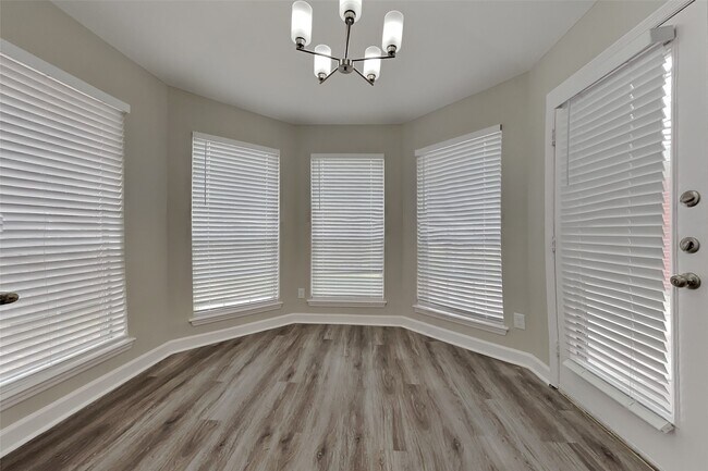 Building Photo - 14822 Carolina Falls Ln