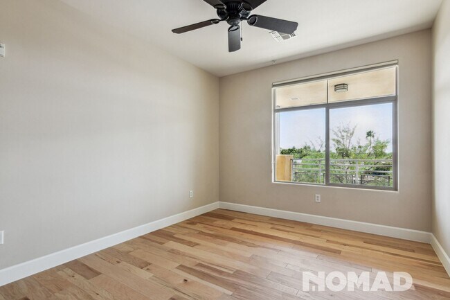 Building Photo - Charming 3BR Townhome in Scottsdale
