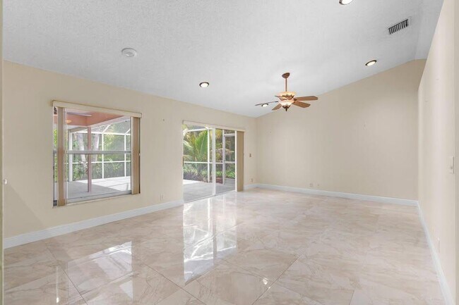 Building Photo - 4806 S Lee Rd