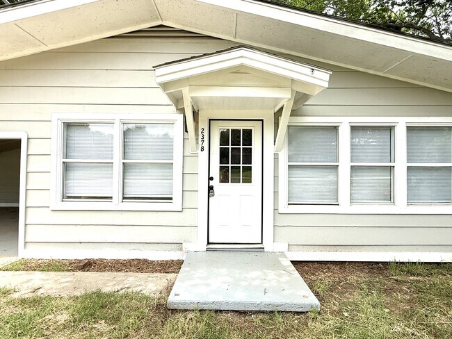 Building Photo - 2378 E Texas St