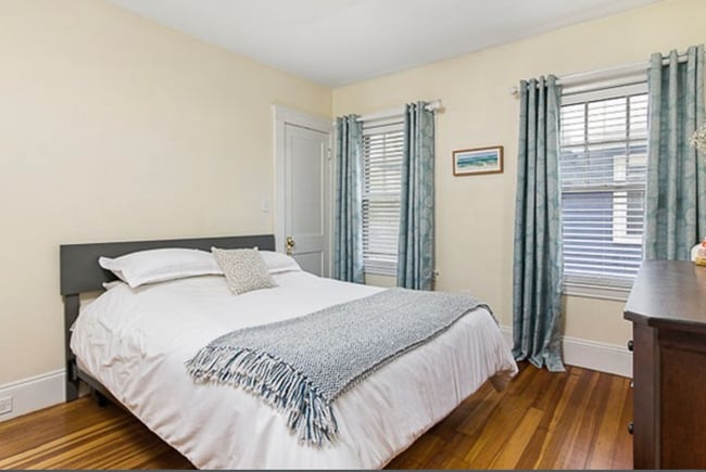 Building Photo - 88 Brush Hill Rd