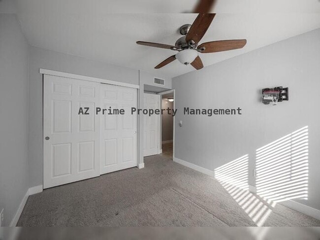 Building Photo - 2229 N 87th Way