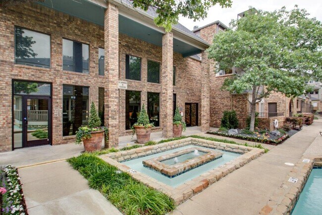 Building Photo - 5333 Sunfish Dr
