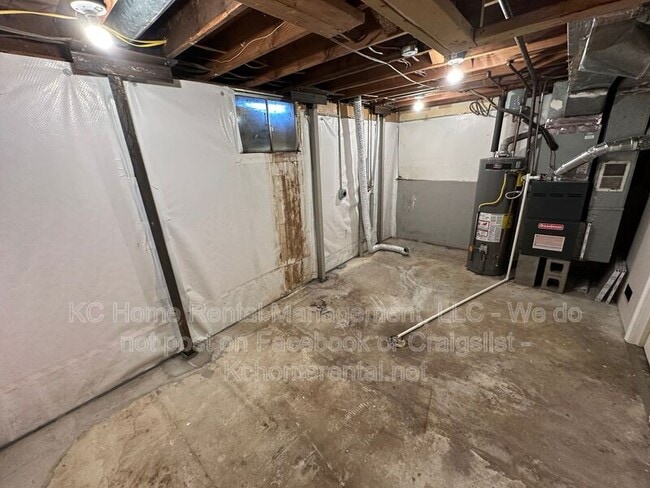 Building Photo - 124 N Garfield St