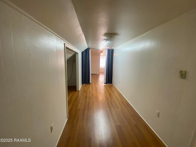 Building Photo - 1656 Bellridge Dr