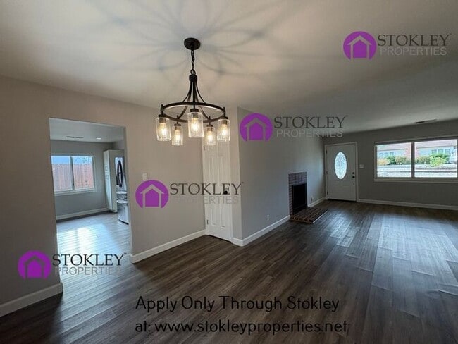 Building Photo - 1920 Encima Dr